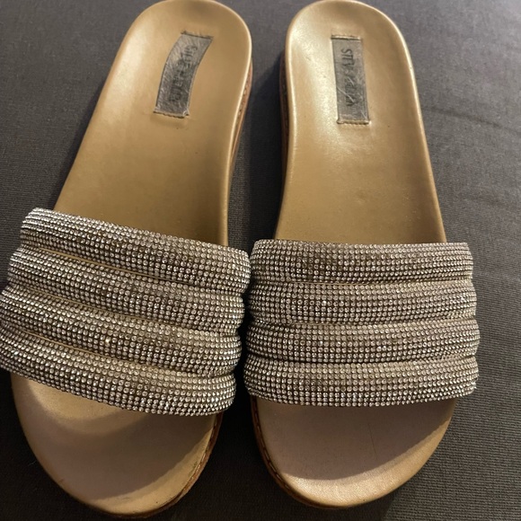 3 pairs of beautiful pre love shoes, 1 DKNY 1 Steve Madden, and 1 soda  - Picture 7 of 13